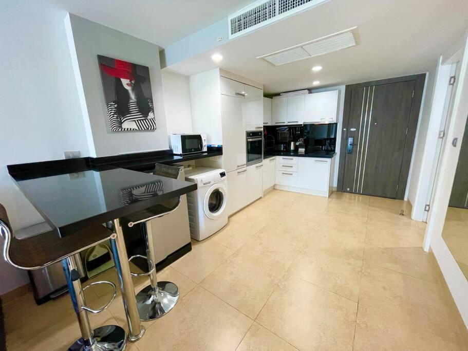 60Sqm Luxury 1 Bed - Pattaya City Centre - Centara Avenue Residences - 704 Ngoại thất bức ảnh
