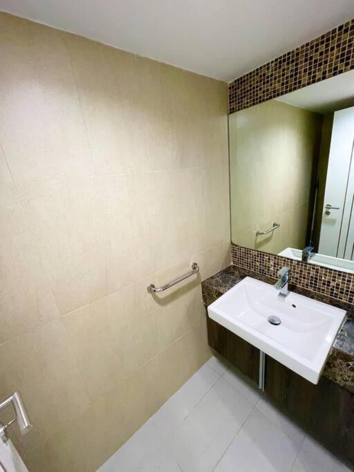 60Sqm Luxury 1 Bed - Pattaya City Centre - Centara Avenue Residences - 704 Ngoại thất bức ảnh